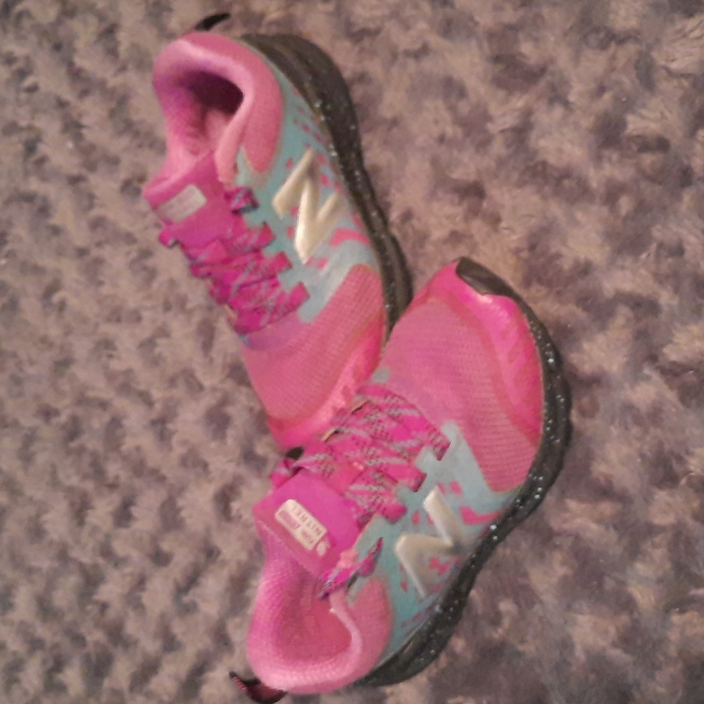 Girls New balance sneakers 12
